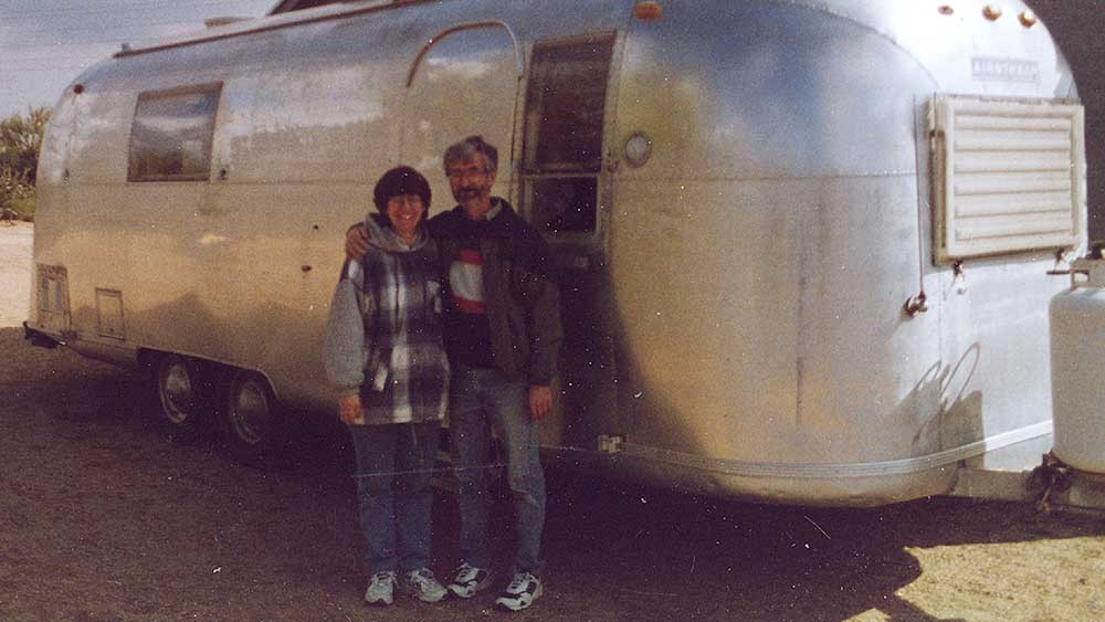 The Great Airstream Office Debacle - Dean's Garage