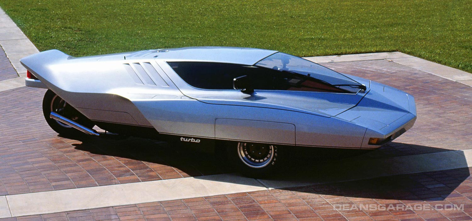 19 Will Phantom Courtyard