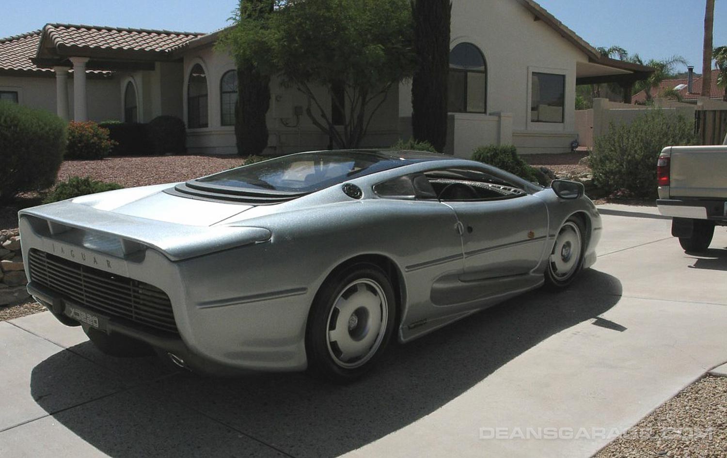 31 Will Jaguar XJ220